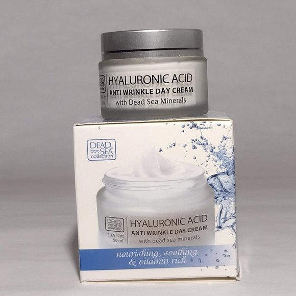 ANTI WRINKLE DAY CREAM HYALURONIC ACID 24 h DEAD SEA MINERALS 1.69 Fl Oz (50mL) - Picture 2 of 6